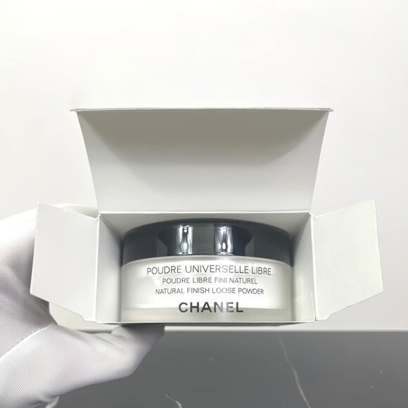 Chanel Loose Powder - Picture 5 of 5